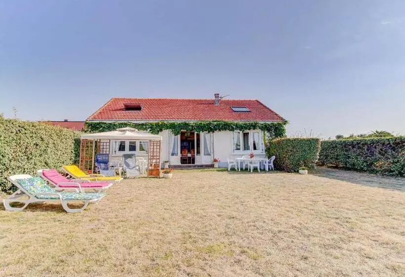 Maison De Famille Face Mer A La Plaine Sur Mer