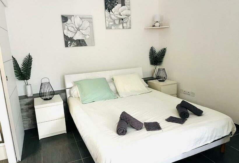 Studio Dans Résidence