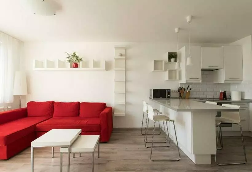 City Break Apartment   Private Garage, Ac, Balcony