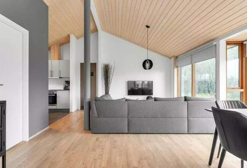 Scandinavian Villa In South Iceland