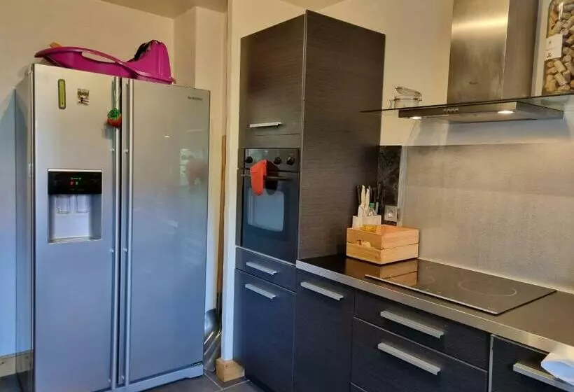 A Cordon Entre Bois Et Nature