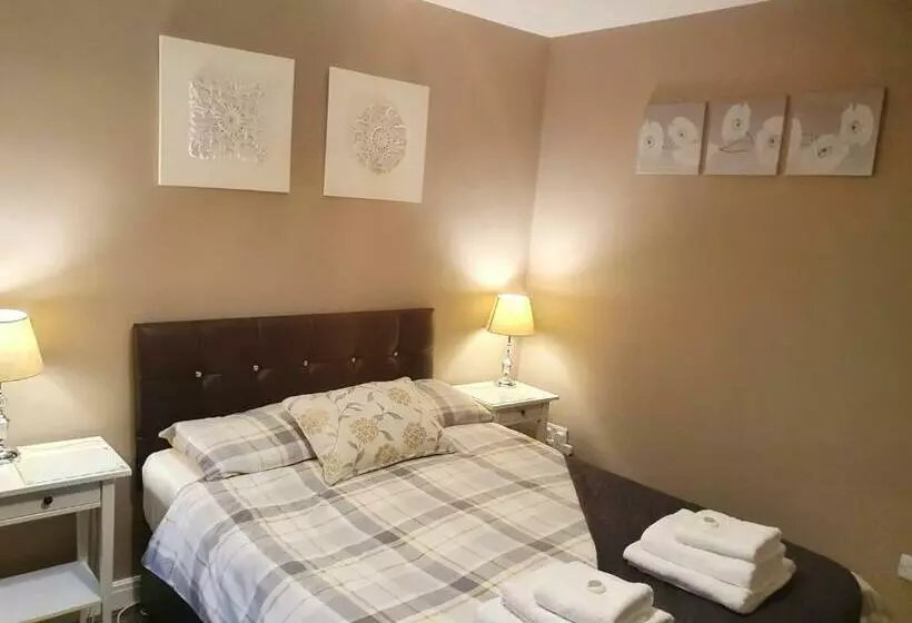 The Savile, Luxury Apartment Leeds   Your Next Stay