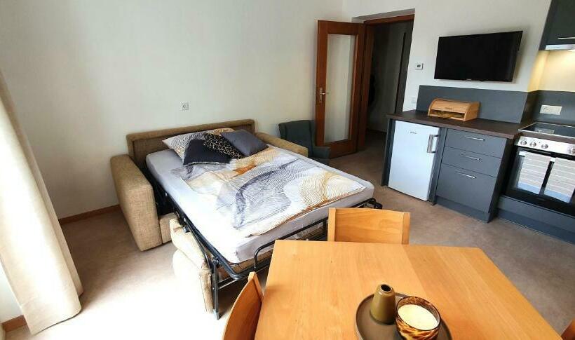 Zweizimmer Wohnung Mit Parkgarage