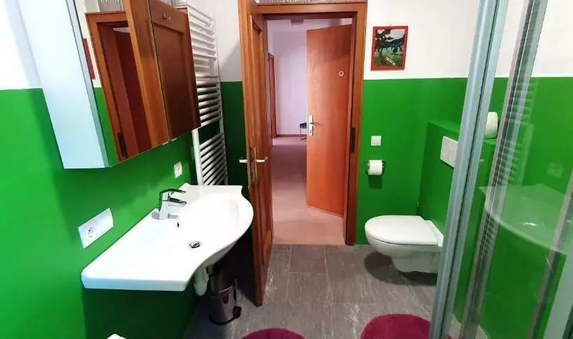 Zweizimmer Wohnung Mit Parkgarage