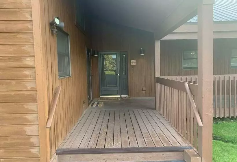 Talisman Amazing Views Walk To Uptown Sleeps 4