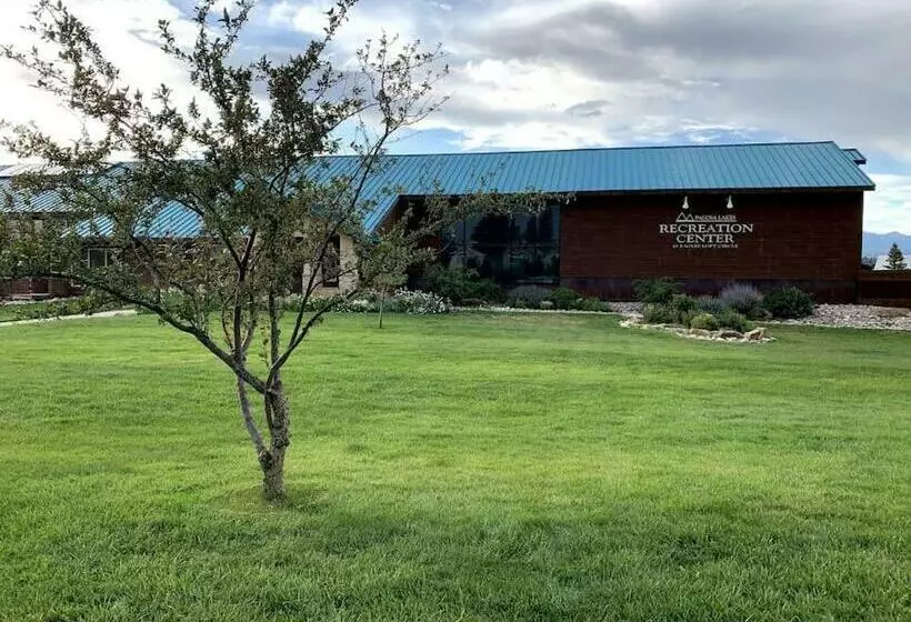 Talisman Amazing Views Walk To Uptown Sleeps 4