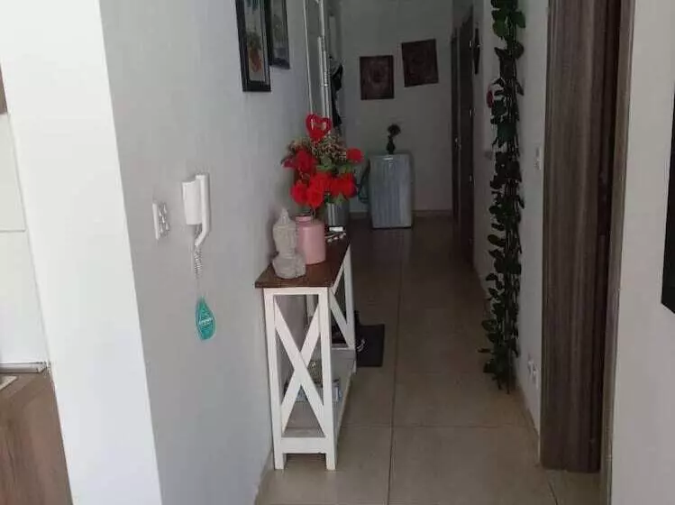 Charming 2 Bed Apartment In San Gwann