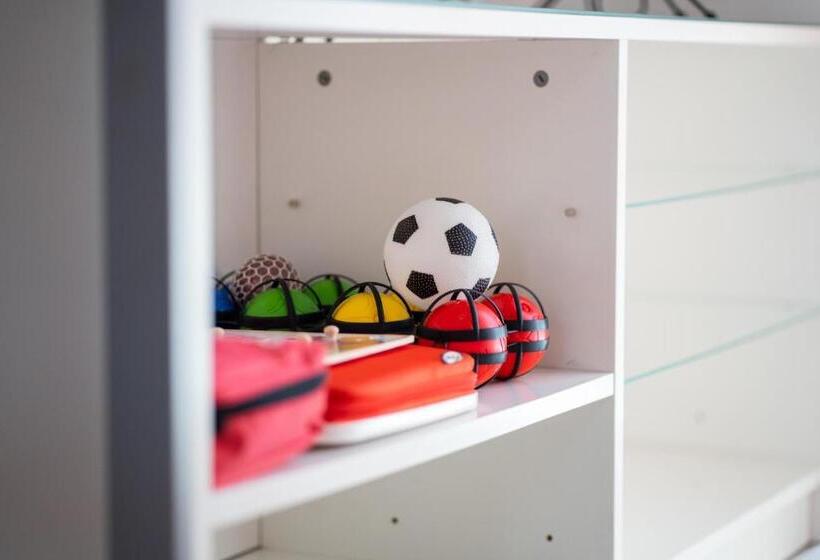 Loano Marina Spiaggia, Mare, A 5 Stelle