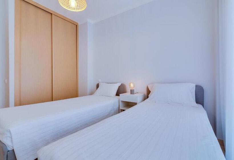 Al Oceano T2 Frente Mar Quarteira