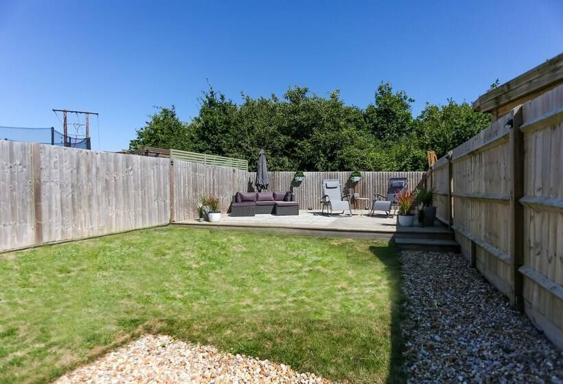 Elements 3 Bed Home In Bracklesham Bay