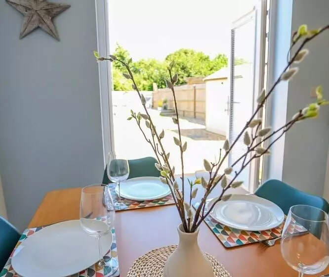 Elements 3 Bed Home In Bracklesham Bay