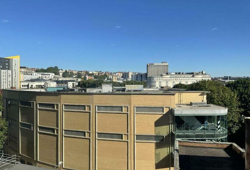 Flat 14 Southey House