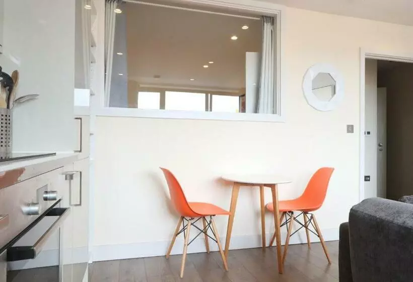 Flat 14 Southey House