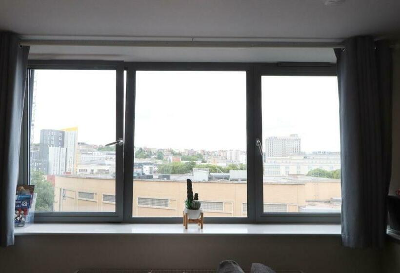 Flat 14 Southey House