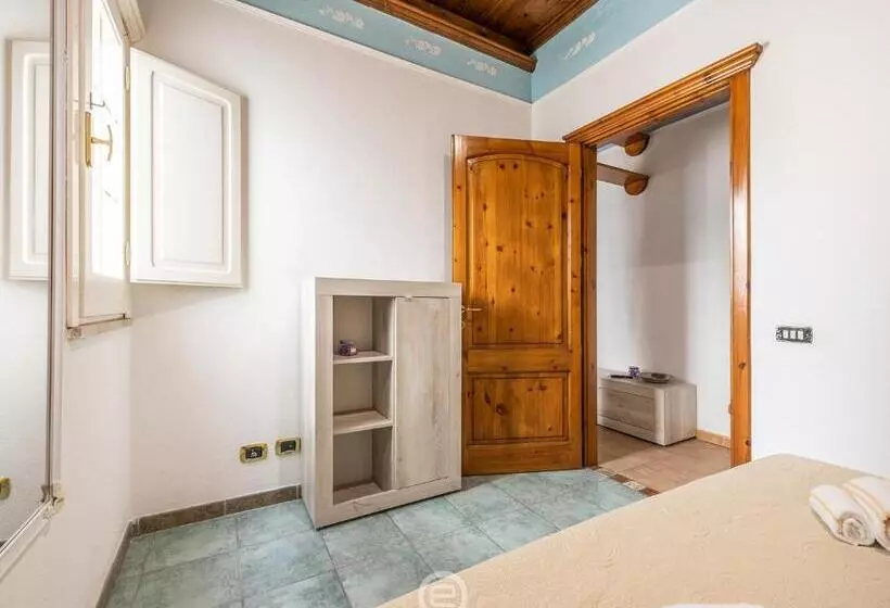 La Dama Dei Fiori Apartment