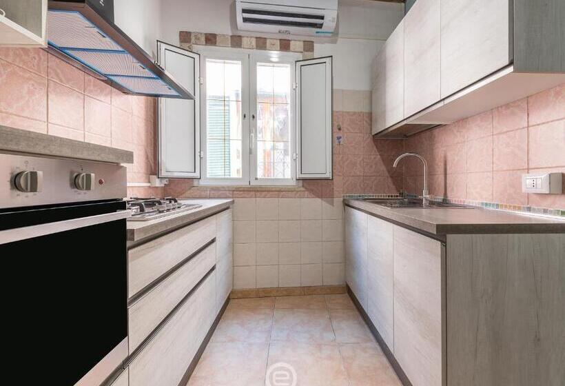 La Dama Dei Fiori Apartment