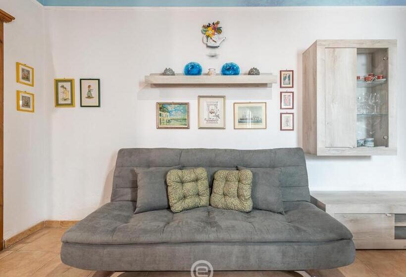 La Dama Dei Fiori Apartment