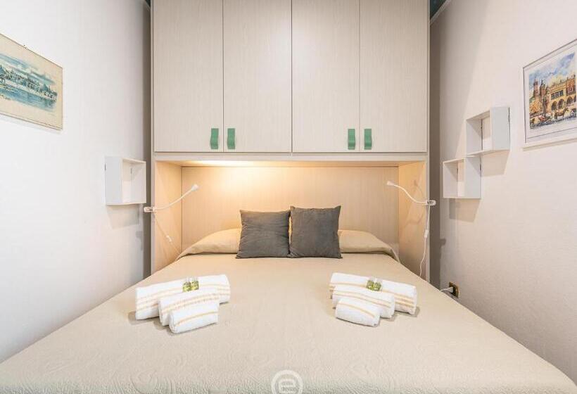 La Dama Dei Fiori Apartment