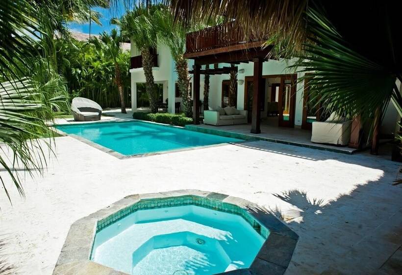 Private Pool Villa In Puntacana Resort & Club