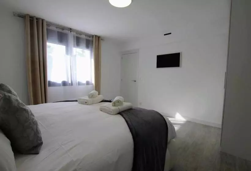 Tess Villa Le Clos Fleury