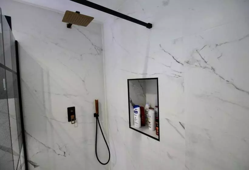 Tess Villa Le Clos Fleury