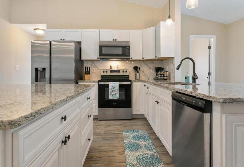 Amelia Island Getaway, Minutes To Fernandina Beach