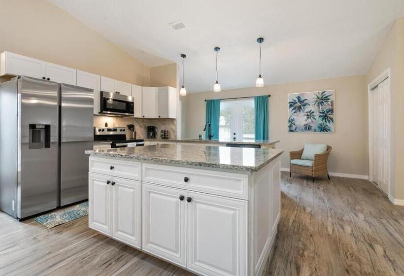 Amelia Island Getaway, Minutes To Fernandina Beach