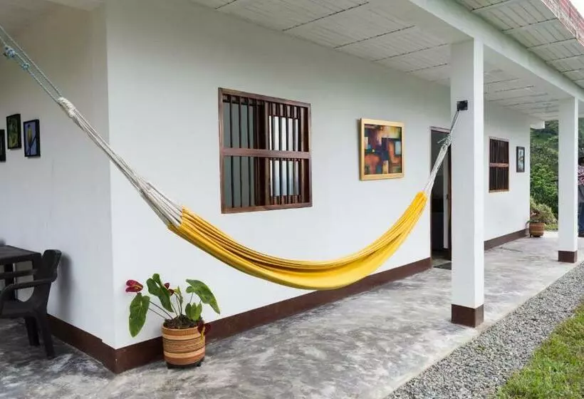 Encanto! Casa De Campo En Café De La Cima
