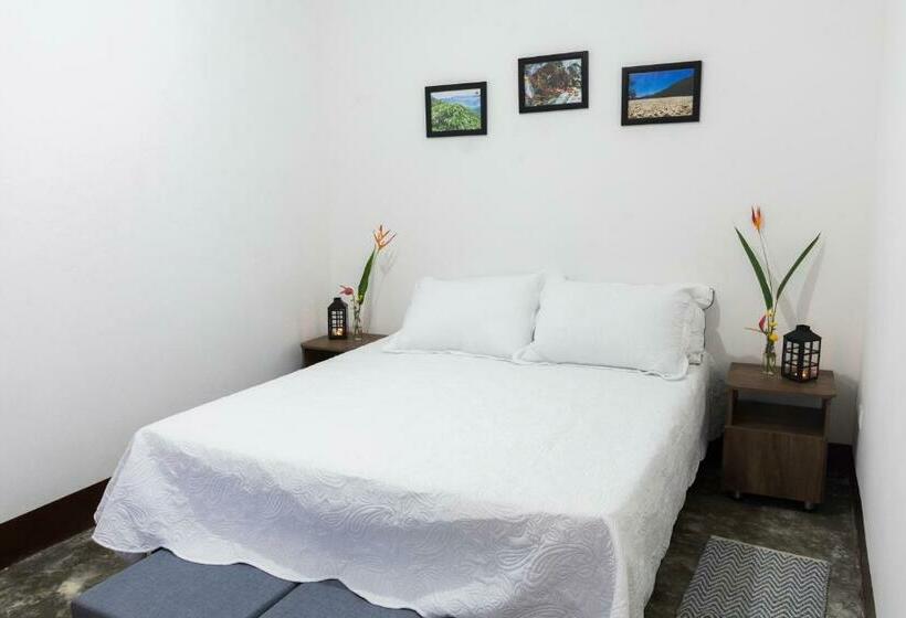 Encanto! Casa De Campo En Café De La Cima