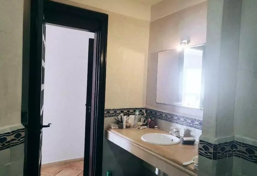 Appartement Spacieux Vue Sur Mer