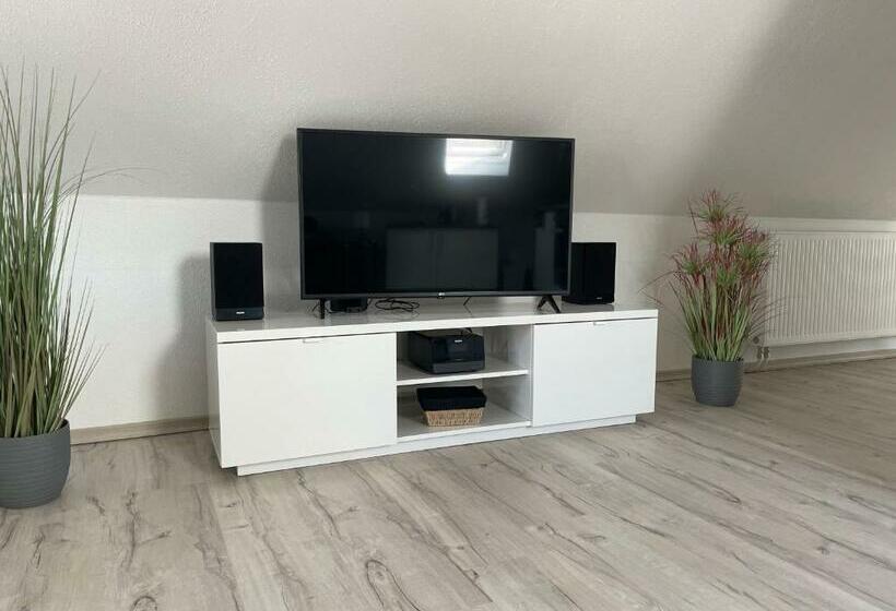 Moderne Ferienwohnung In Spaden / Wasserski / Badesee