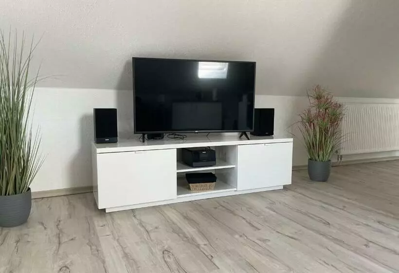 Moderne Ferienwohnung In Spaden / Wasserski / Badesee