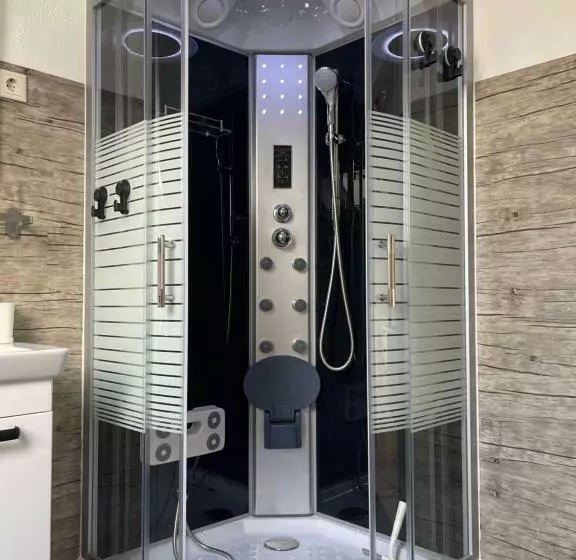 Moderne Ferienwohnung In Spaden / Wasserski / Badesee