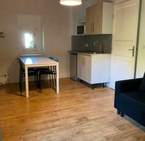 Ravissant Appartement Dans Cadre Verdoyant