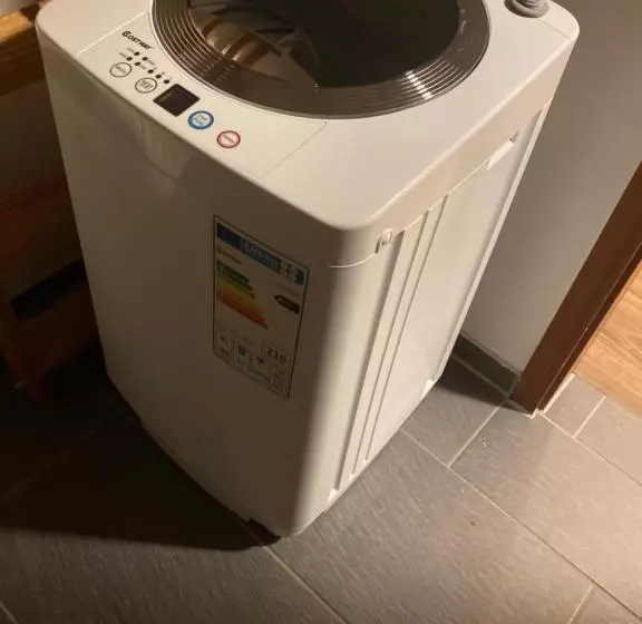 Schönewohnung Mit Eigenem Gsrten Und Eingang