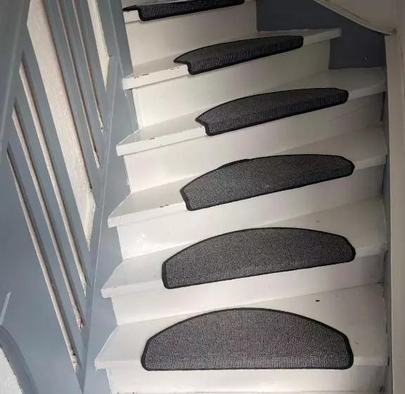 Schönewohnung Mit Eigenem Gsrten Und Eingang