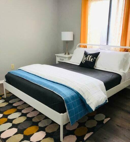 The Book Nook Books/arcade/grill