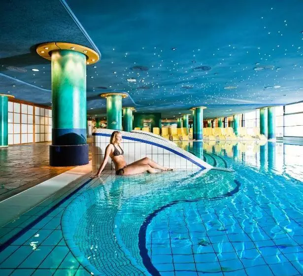 Baltic Zinnowitz   Hotel Mit Meerwasserpool Und Thermalbad