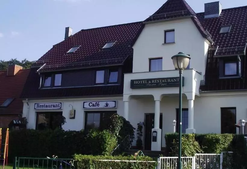 Aamiaismajoitus (B&B) -restaurant Pension Poppe