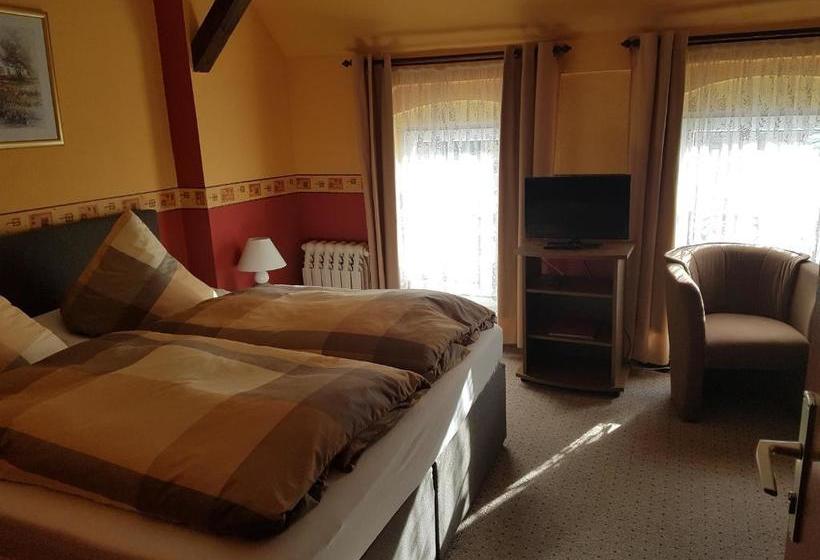 Bed and Breakfast -restaurant Pension Poppe