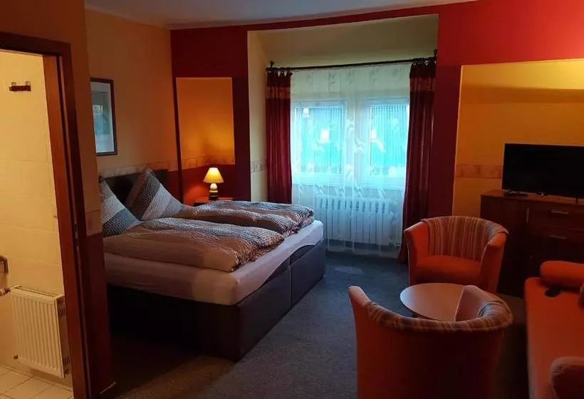 Aamiaismajoitus (B&B) -restaurant Pension Poppe