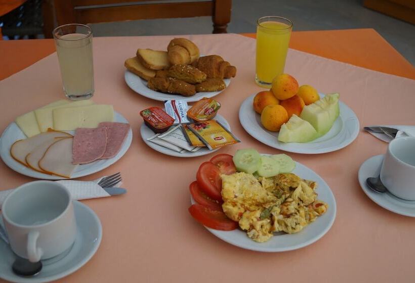 ホテル Brati Arcoudi