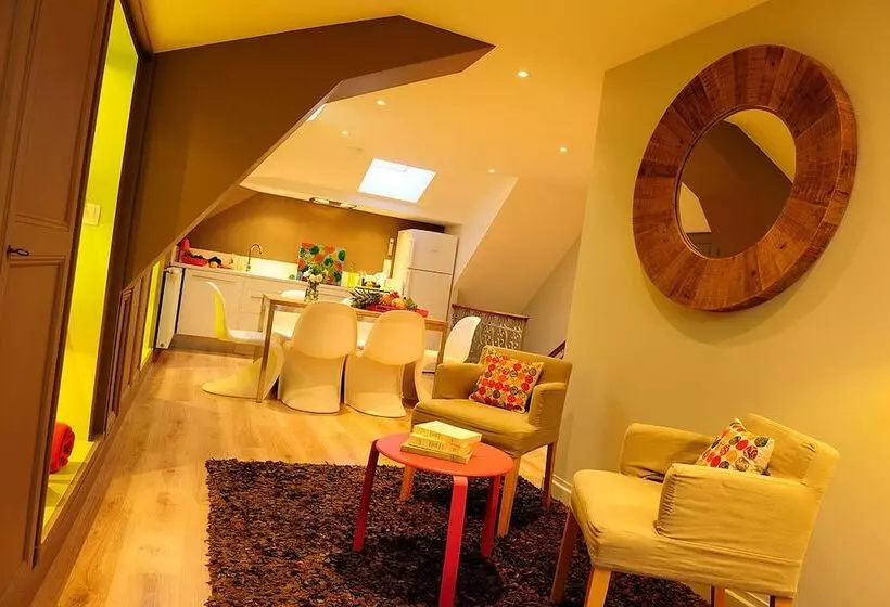 Hôtel Château Clément   Teritoria