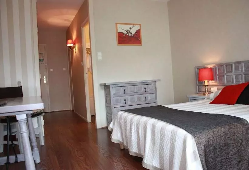 ホテル Grand Hôtel De La Reine Amélie