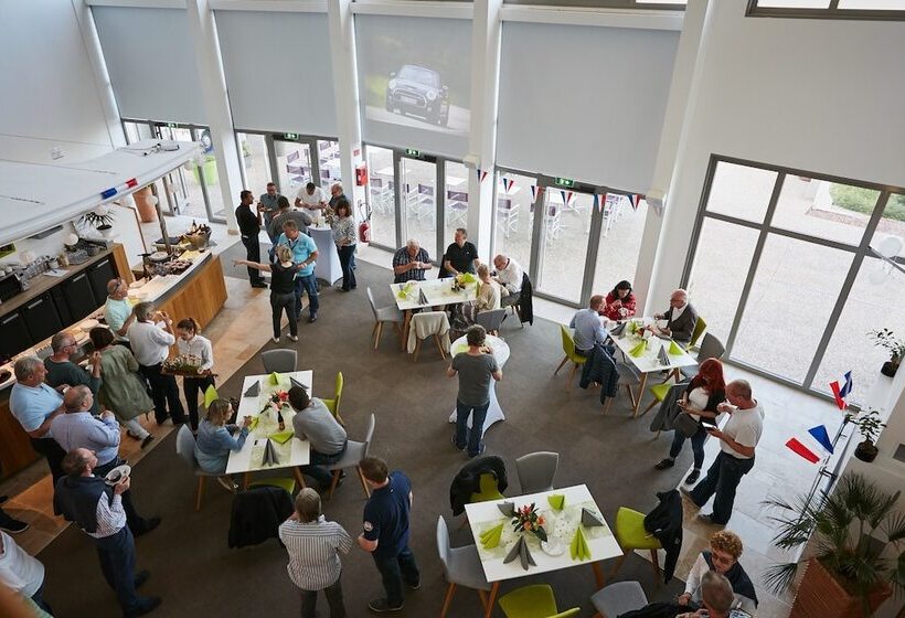 فندق Hostellerie Du Chambellan