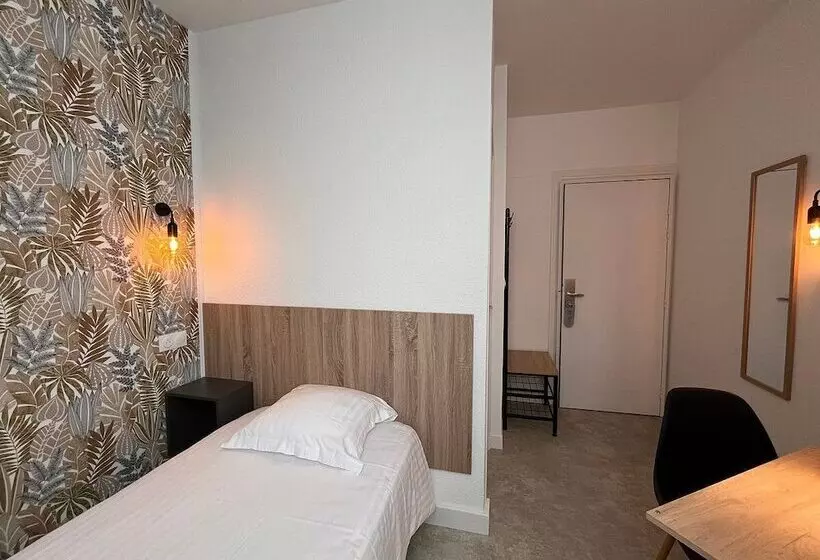 هتل Hôtel Le Keroman