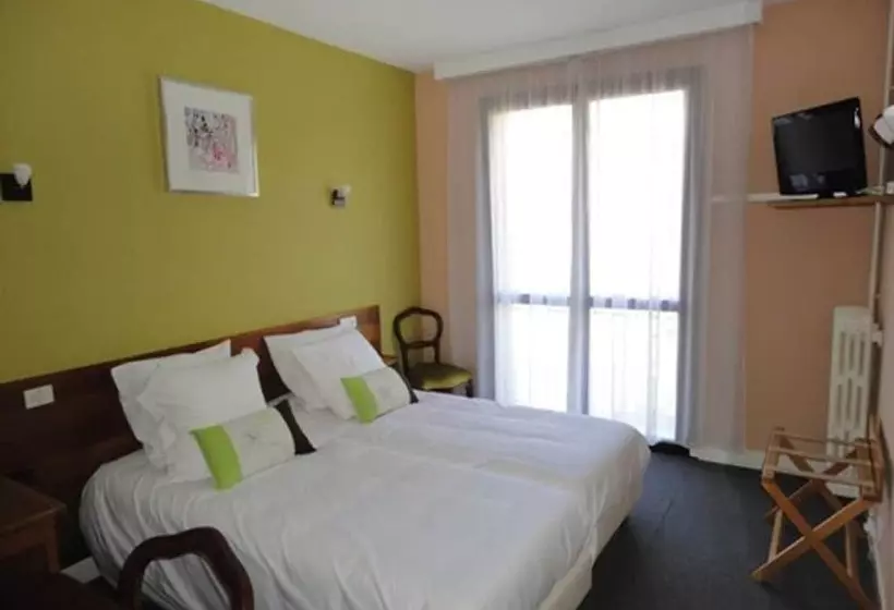 ホテル Hôtel Ambroise