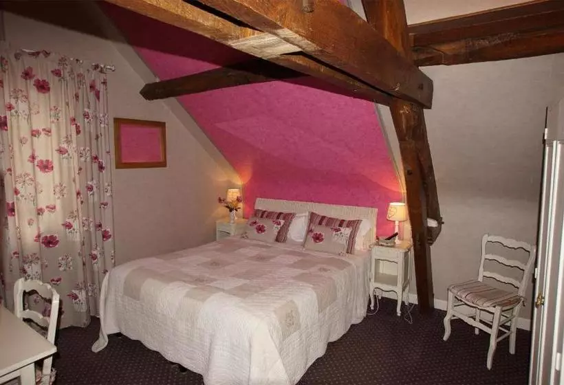 هتل Hôtel Restaurant La Sauldraie