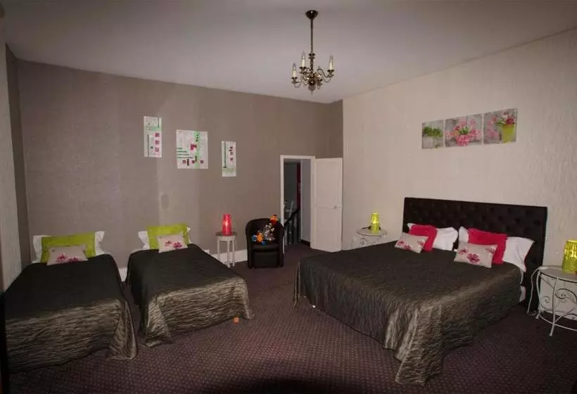 هتل Hôtel Restaurant La Sauldraie