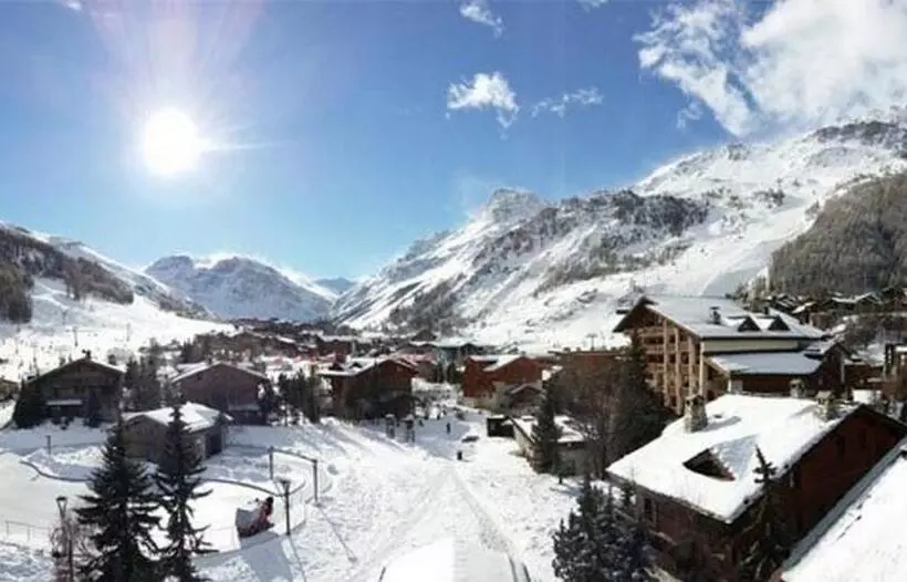 هتل La Savoyarde